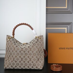 Stylish Fashion Carry LV Handbag LV268179 QA